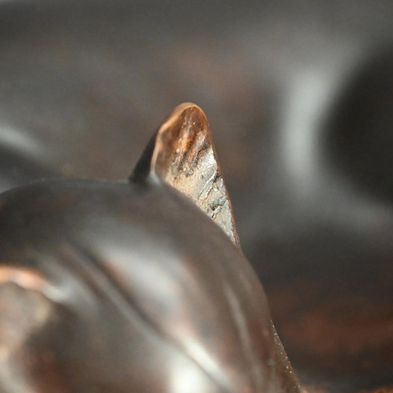 日本のアールデコ時代のブロンズ猫