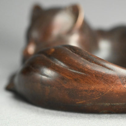 日本のアールデコ時代のブロンズ猫