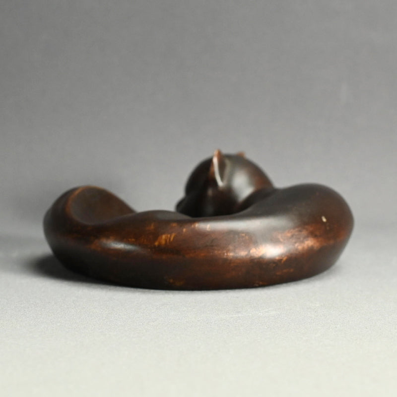 日本のアールデコ時代のブロンズ猫