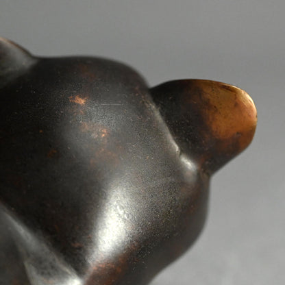 日本のアールデコ時代のブロンズ猫