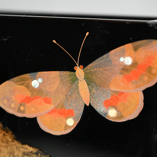 蝶付漆花瓶 ー井波唯志 「花器」