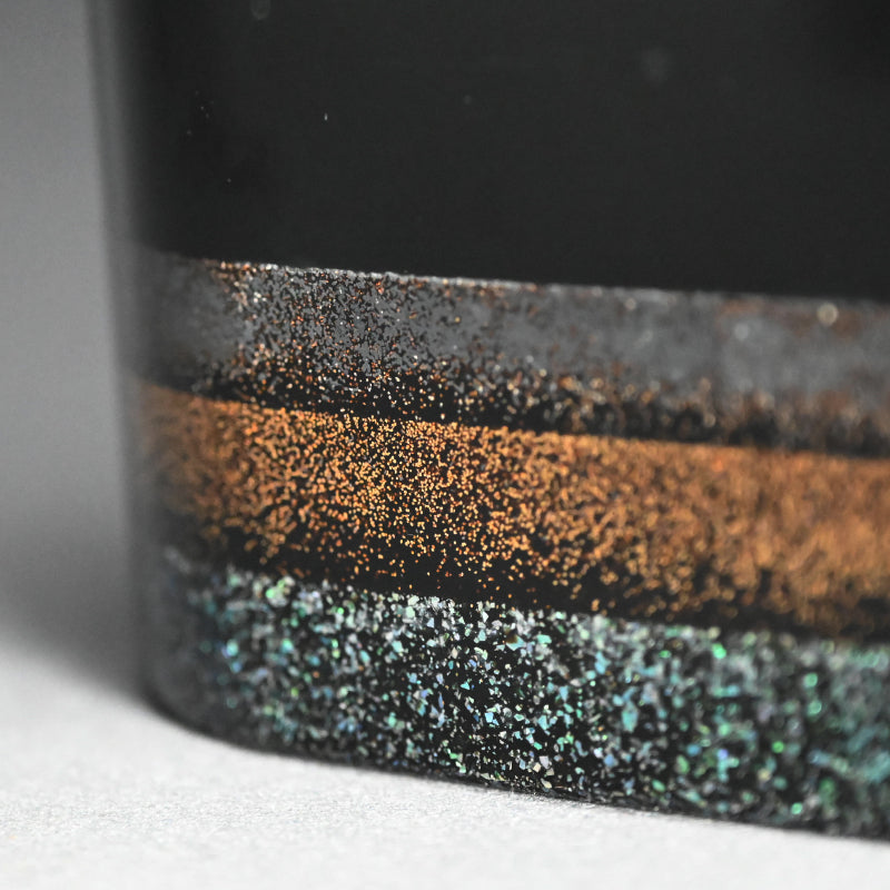 蝶付漆花瓶 ー井波唯志 「花器」