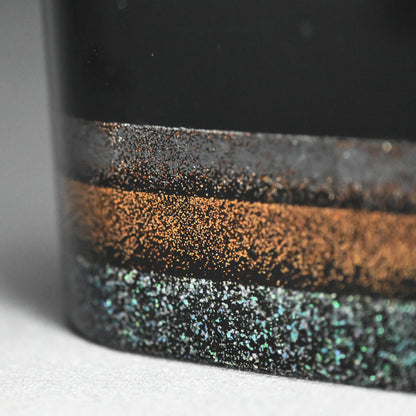 蝶付漆花瓶 ー井波唯志 「花器」