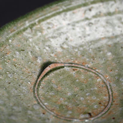 ボリュームのある伊賀焼の器 ー辻村 塊状の「伊賀鉢」