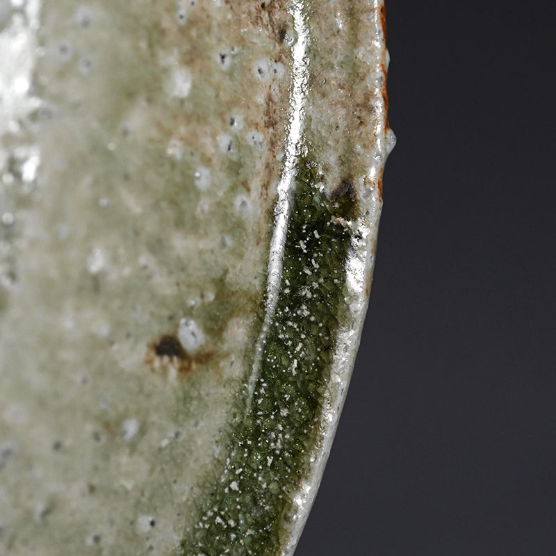 ボリュームのある伊賀焼の器 ー辻村 塊状の「伊賀鉢」