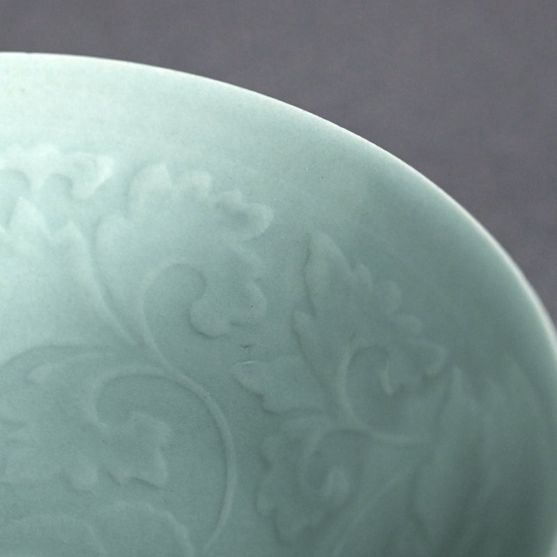 Exquisite Celadon Bowl By Imperial Artist ー初代 諏訪 蘇山 "青瓷 陽紋鉢"
