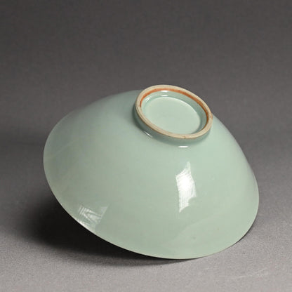 Exquisite Celadon Bowl By Imperial Artist ー初代 諏訪 蘇山 "青瓷 陽紋鉢"