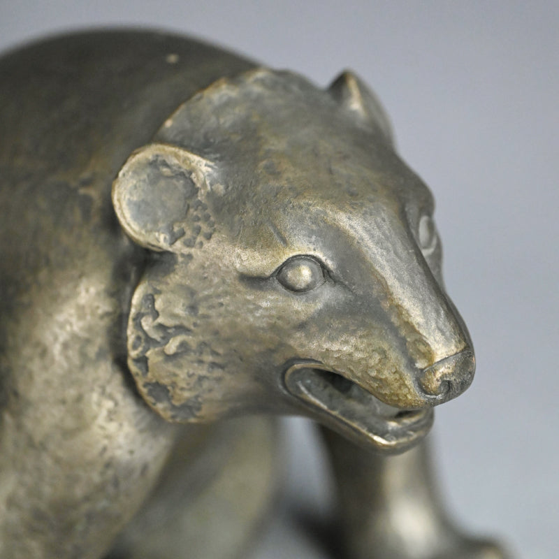 白銅熊置物 ー介川芳秀「熊置物」