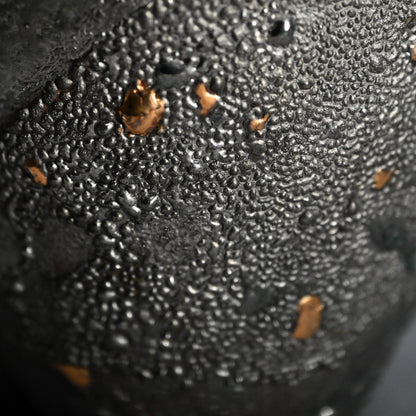 Contemporary Glimmering Silver Vase ー市川 透 “花器”