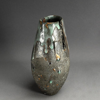 Contemporary Glimmering Silver Vase ー市川 透 “花器”
