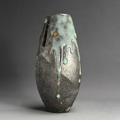Contemporary Glimmering Silver Vase ー市川 透 “花器”