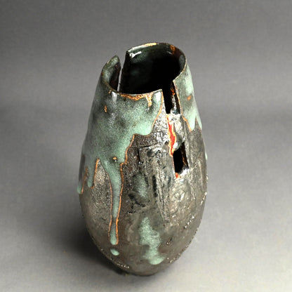 Contemporary Glimmering Silver Vase ー市川 透 “花器”