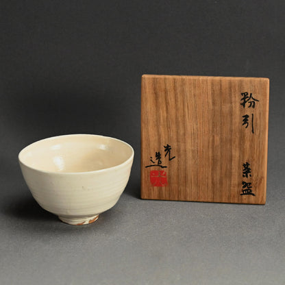 幽白茶碗 ー山田光「粉引茶盌」