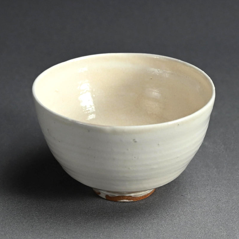 幽白茶碗 ー山田光「粉引茶盌」