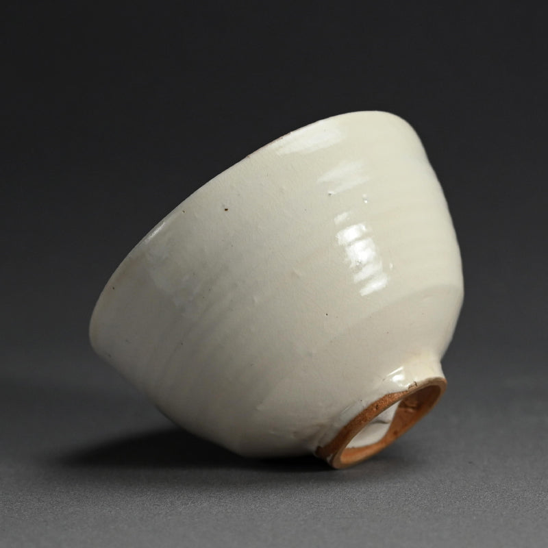 幽白茶碗 ー山田光「粉引茶盌」