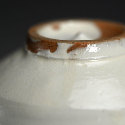 幽白茶碗 ー山田光「粉引茶盌」