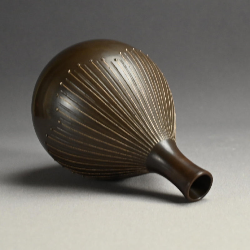 モダニズム青銅象嵌花瓶 ー般若勘渓「徳利形花瓶」