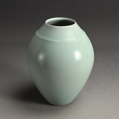 Seihakuji Vase ー深見 陶治