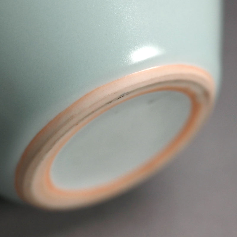 Seihakuji Vase ー深見 陶治