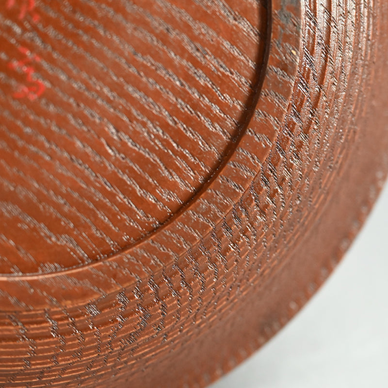 Wysteria and Honey-Bee Lacquer Plate by Kosai ー廣斎 “堆漆蒔絵 藤之圖菓子器”