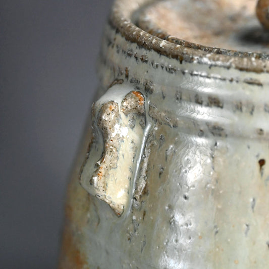 Hagi Mizusashi ー十三代 坂田 泥華 “萩灰被耳付水指”