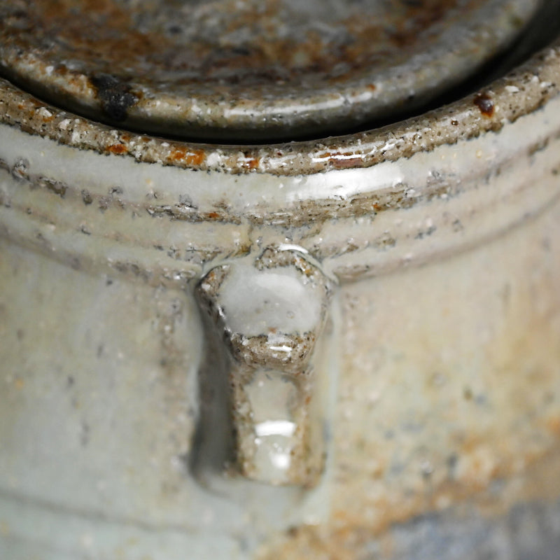 Hagi Mizusashi ー十三代 坂田 泥華 “萩灰被耳付水指”