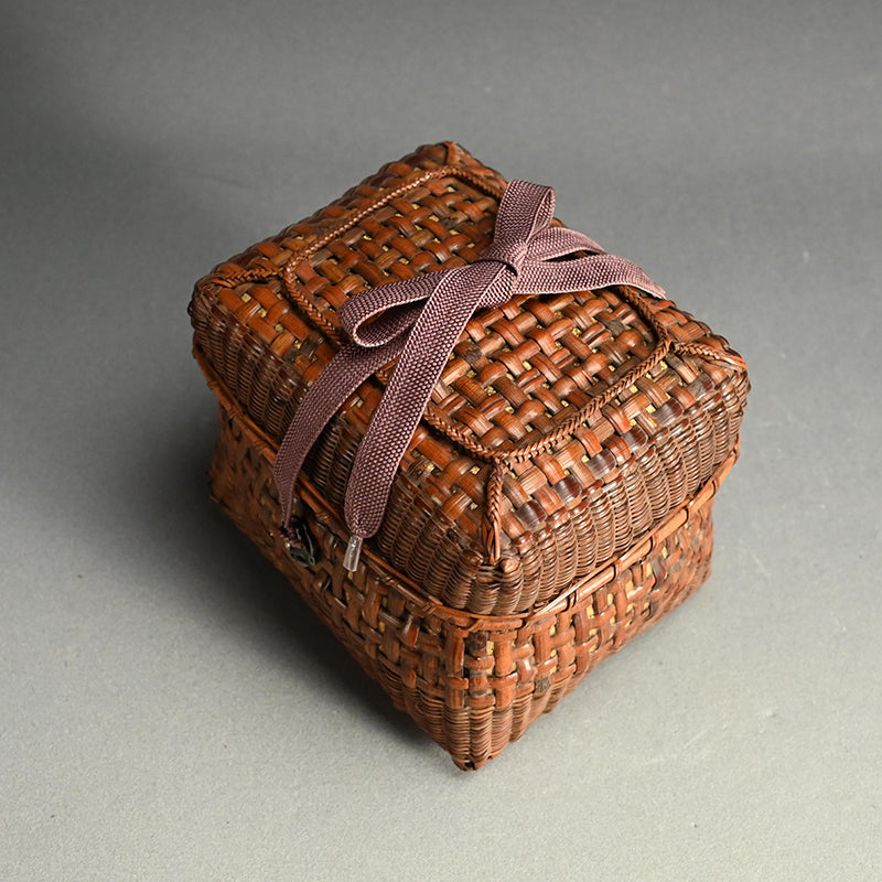Breathtaking Antique Japanese Tea Set Basket – Kura Monzen Gallery