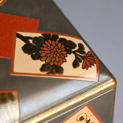 アンティーク漆箱、花札デザイン ー 入山白翁「花札蒔絵手筥」