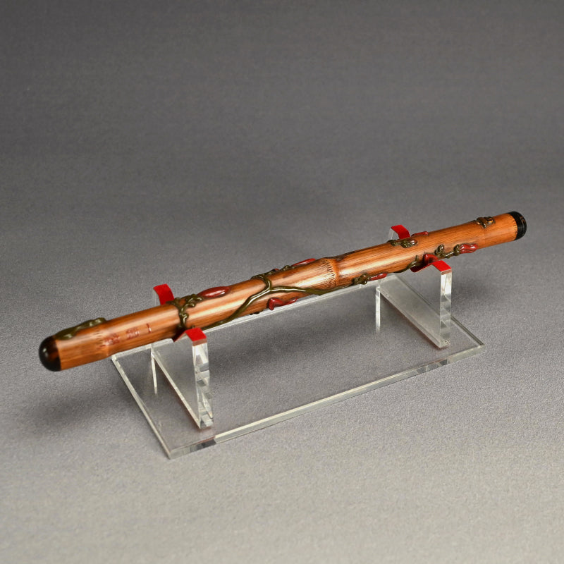 Exquisite Lacquered-Bamboo Incense Container ー金城 一国斎 "蜂花象嵌竹香筒"