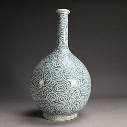 Huge Late 18th century Imari Tako-Karakusa Bottle Vase