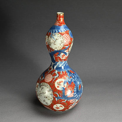 Large 18th c. Japanese Ko-Imari Porcelain Tokkuri Vase