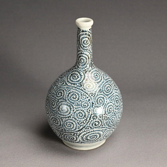 Edo p. Japanese Tako Karakusa Tokkuri Bottle Vase