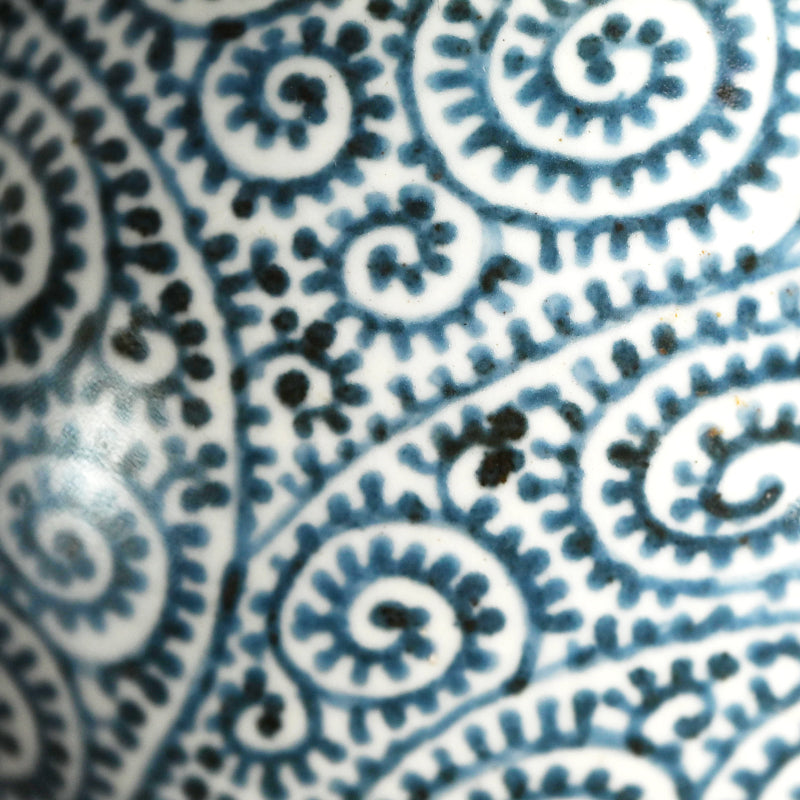 Edo p. Japanese Tako Karakusa Tokkuri Bottle Vase