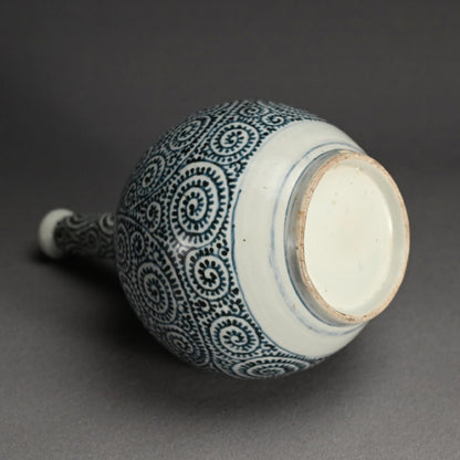 Edo p. Japanese Tako Karakusa Tokkuri Bottle Vase