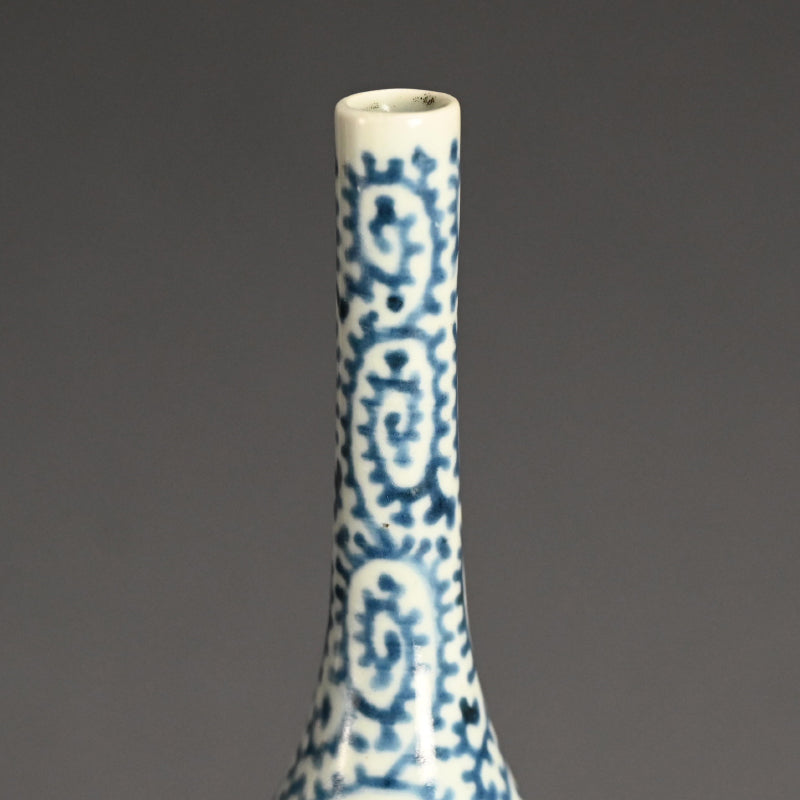 Exquisite Tsurukubi Style Edo p. Tako-Karakusa Vase