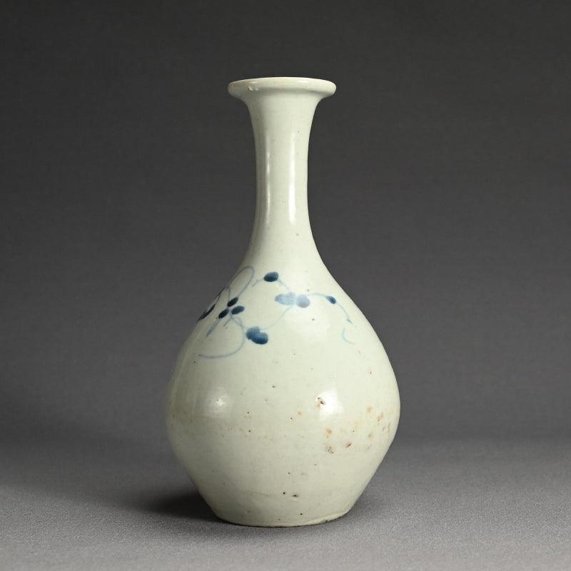 Antique Japanese Edo p. Ko-Imari Bottle Vase