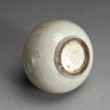 A large Ko-Imari Abura Tsubo Oil Jar Vase