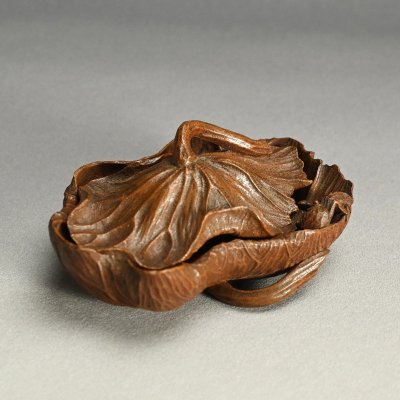 Antique Lotus-leaf-shaped Carved Wood Covered Bowl