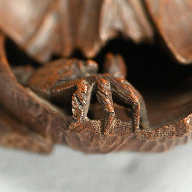 Antique Lotus-leaf-shaped Carved Wood Covered Bowl