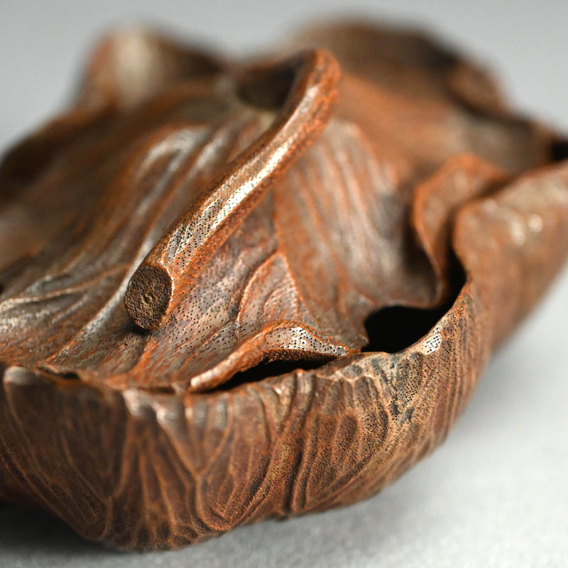 Antique Lotus-leaf-shaped Carved Wood Covered Bowl