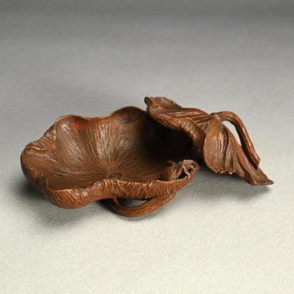 Antique Lotus-leaf-shaped Carved Wood Covered Bowl
