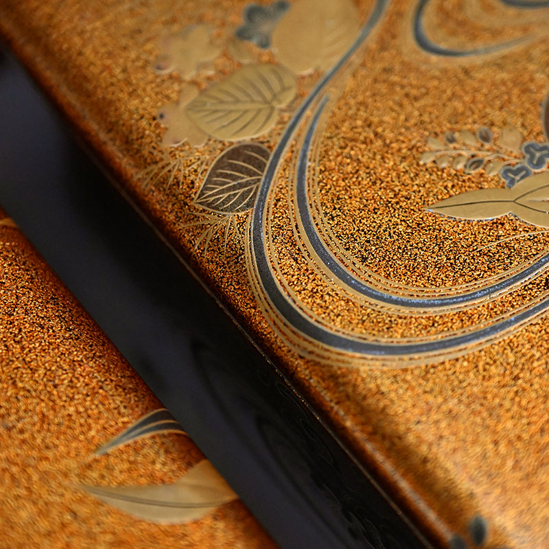 Amazing Edo p. Multi-tiered Stacking Lacquer Box Set