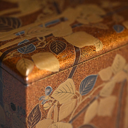 Amazing Edo p. Multi-tiered Stacking Lacquer Box Set