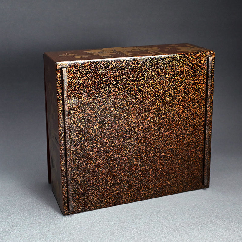 Amazing Edo p. Multi-tiered Stacking Lacquer Box Set