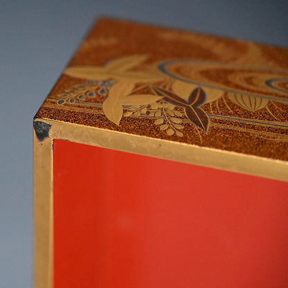 Amazing Edo p. Multi-tiered Stacking Lacquer Box Set