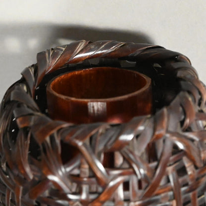 Kakehana Art Bamboo Hanging Basket ー上田 尚雲斎 "柱かけ花籃"