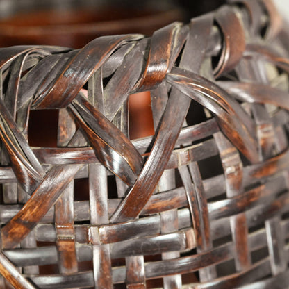 Kakehana Art Bamboo Hanging Basket ー上田 尚雲斎 "柱かけ花籃"