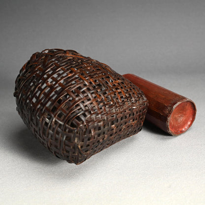 Kakehana Art Bamboo Hanging Basket ー上田 尚雲斎 "柱かけ花籃"