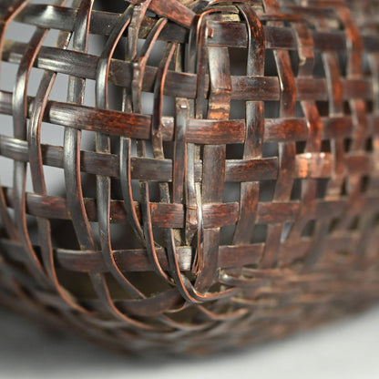 Kakehana Art Bamboo Hanging Basket ー上田 尚雲斎 "柱かけ花籃"