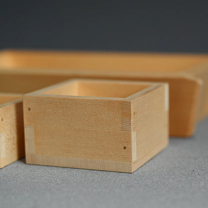 Wooden Sake set by Tarugen ー京なわて たる源 “酒器”